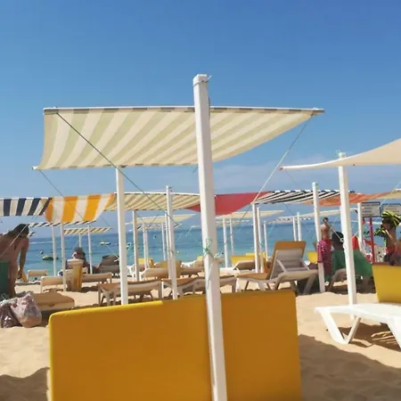 شقة Dreamly Sea *